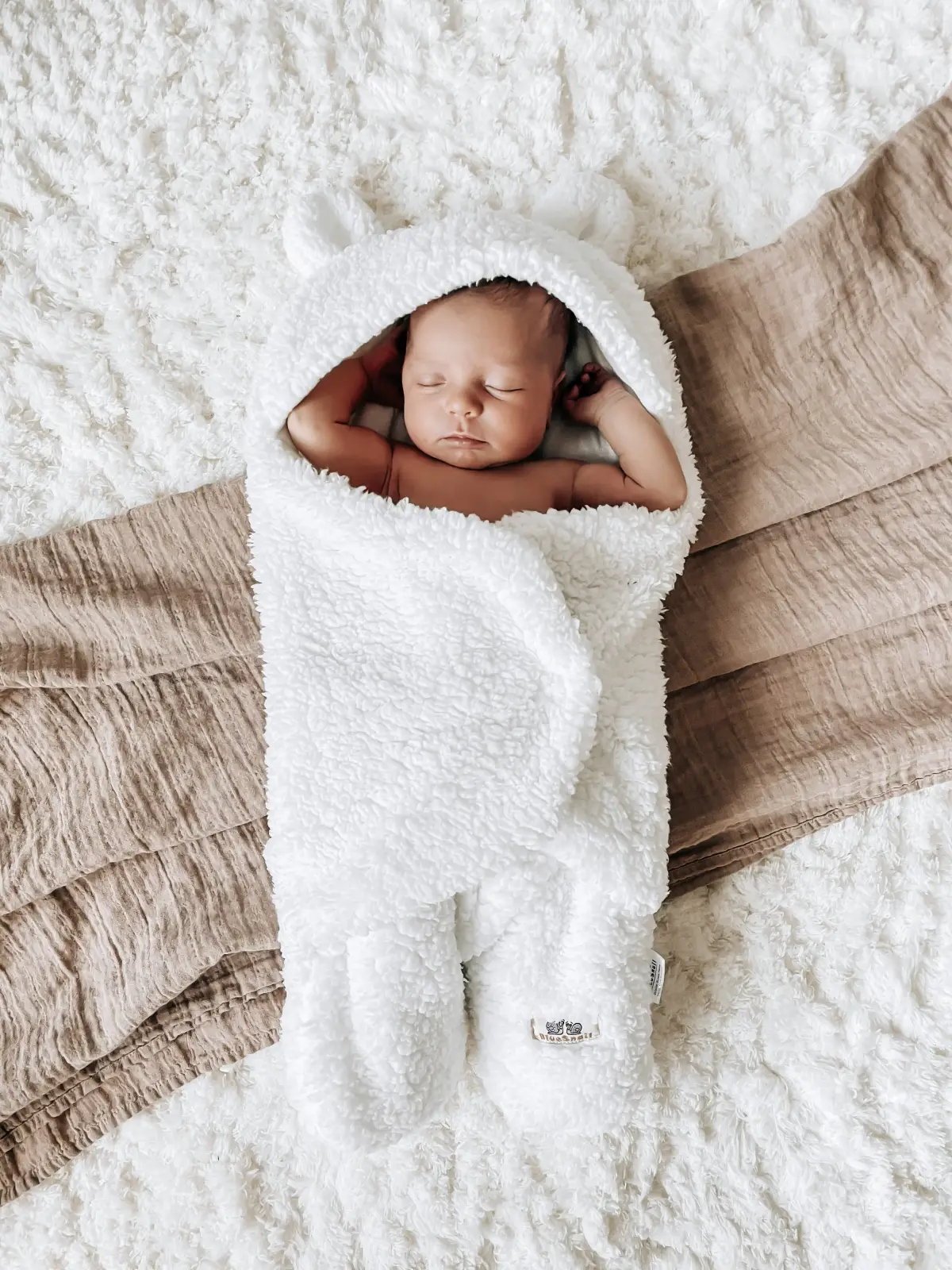 Photo 2 from “1-Month-Old Baby Must Haves (Flora’s and Mommy’s Top 10!)” by Chloe Renee Webb