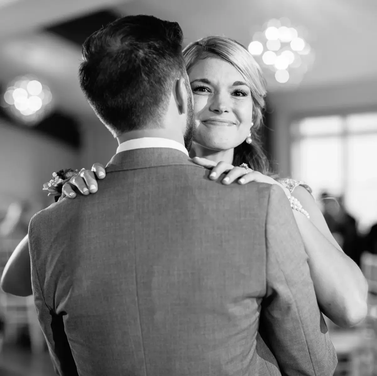 Josh chloe blackwhites — How to be a happy wife: step one