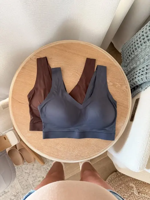 ONLY TIL 8:40PM CST TONIGHT โ photo from Chloe Webb's Chloe's Closet post
